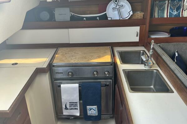 Lazy Grace 30ft Catalina Yacht For Sale