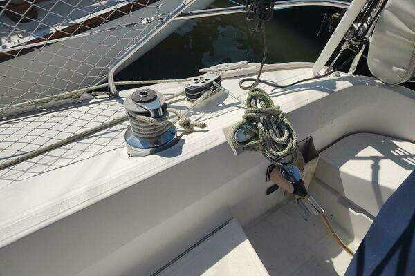 Photo of the 1987 Hunter 37 Legend "TOO CHUFFED"