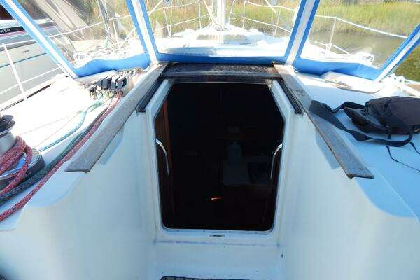 Photo of the 1997 Jeanneau 36.2 Sun Odyssey "Independence"