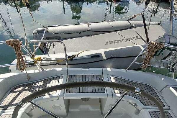 Beneteau 393 Yacht For Sale