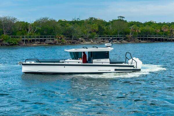 28-ft-Axopar-2022-28 Cabin BRABUS Trim-Palm Beach Florida United States yacht for sale