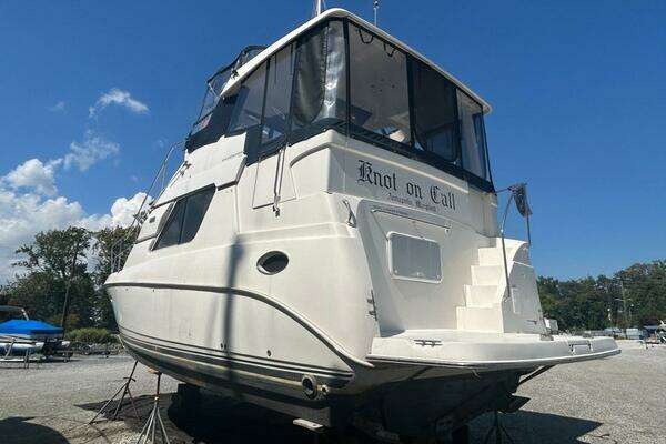 Photo of the 2000 Silverton 352 Motor Yacht "Knot On Call"