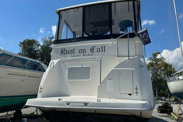 Photo of the 2000 Silverton 352 Motor Yacht "Knot On Call"