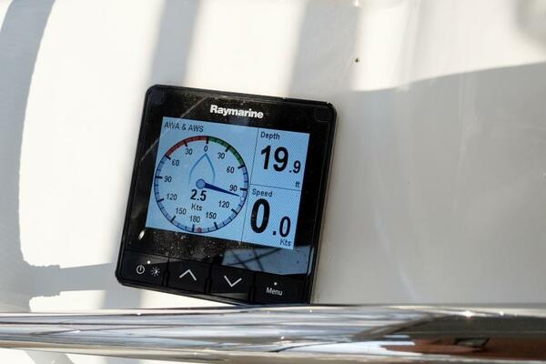 SERENITE 40ft Beneteau Yacht For Sale