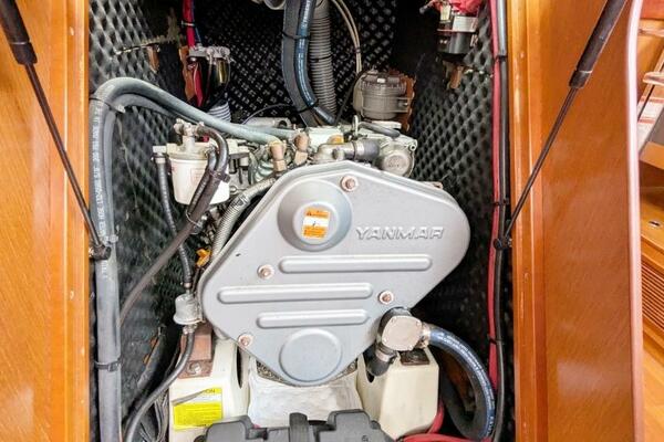 SERENITE 40ft Beneteau Yacht For Sale