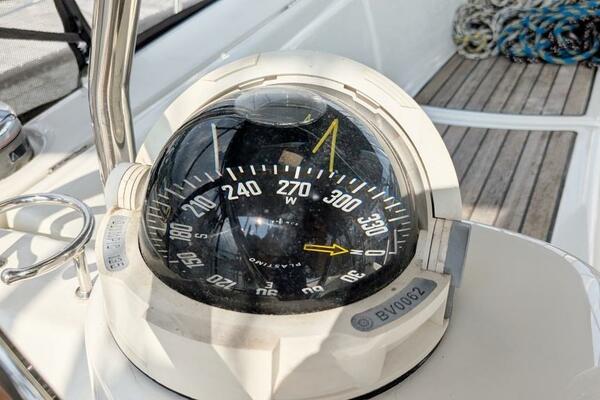 SERENITE 40ft Beneteau Yacht For Sale