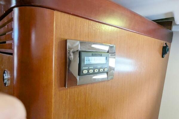 SERENITE 40ft Beneteau Yacht For Sale