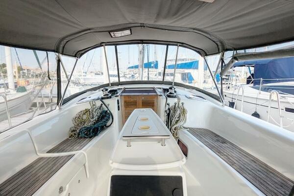 SERENITE 40ft Beneteau Yacht For Sale