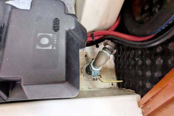 SERENITE 40ft Beneteau Yacht For Sale