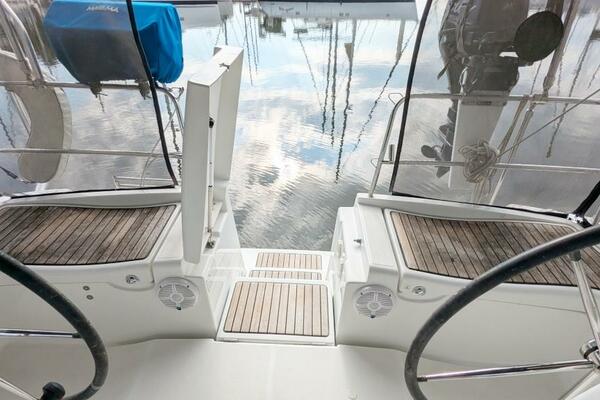 SERENITE 40ft Beneteau Yacht For Sale