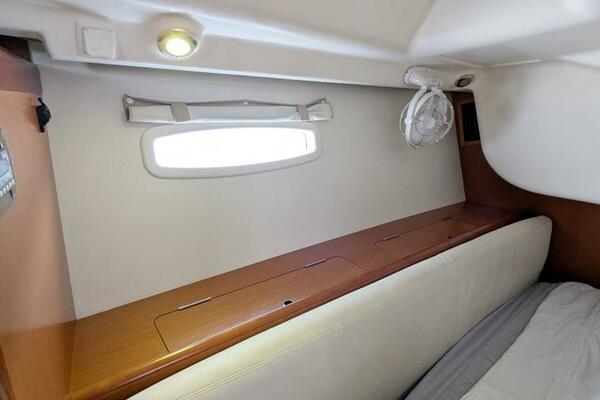 SERENITE 40ft Beneteau Yacht For Sale