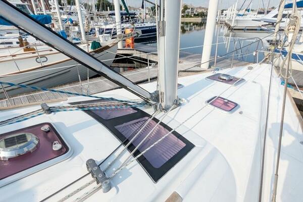 SERENITE 40ft Beneteau Yacht For Sale