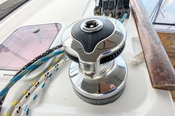 SERENITE 40ft Beneteau Yacht For Sale