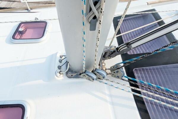 SERENITE 40ft Beneteau Yacht For Sale