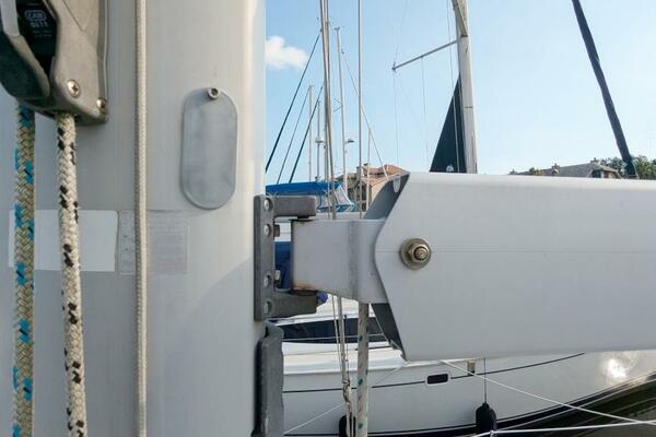 SERENITE 40ft Beneteau Yacht For Sale