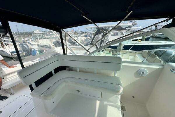 Photo of the 2006 Tiara Yachts 29 Coronet "News Buoy II"