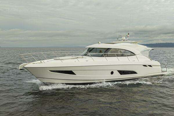 Photo of the 2018 Riviera 4800 "Lucky Dog"