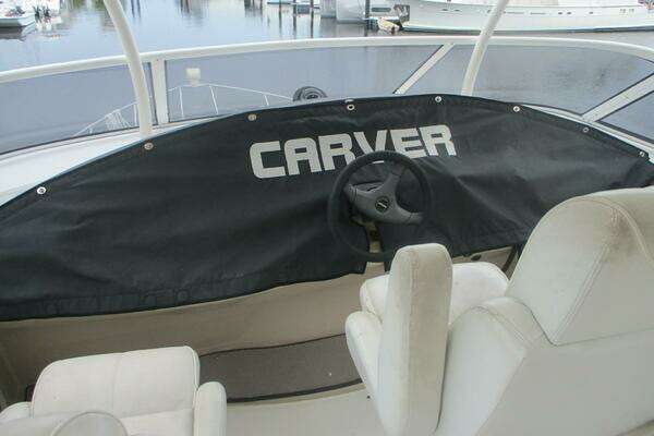 2006 Carver 46