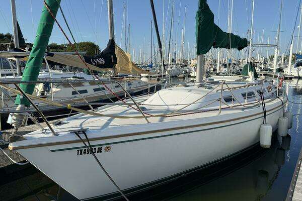 Photo of the 1985 Catalina Mk1 Tall Rig "SKODEN"