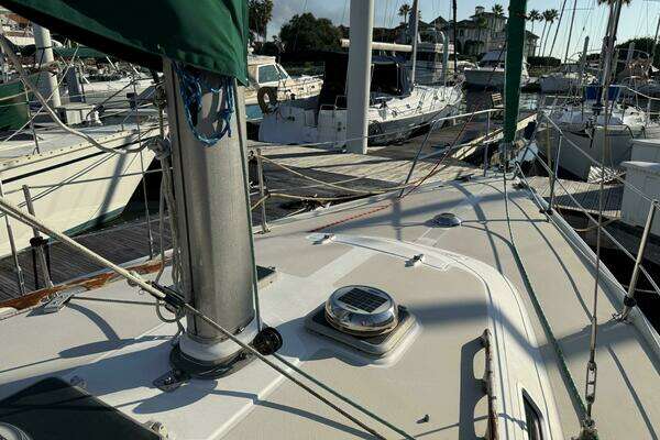 Photo of the 1985 Catalina Mk1 Tall Rig "SKODEN"