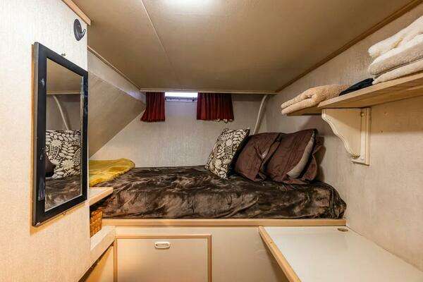 Broward 102 Yacht For Sale