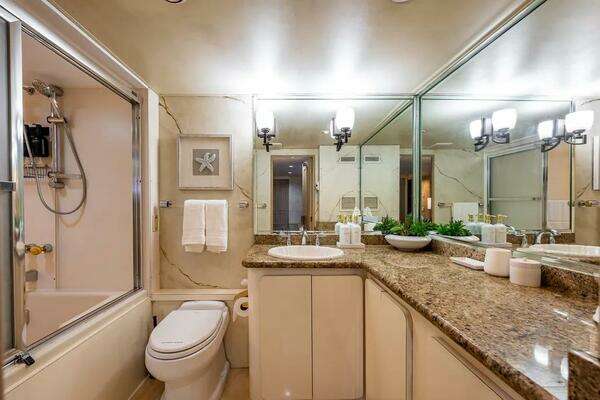 Broward 102 Yacht For Sale