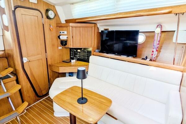 Elusive  35ft Catalina Yacht For Sale