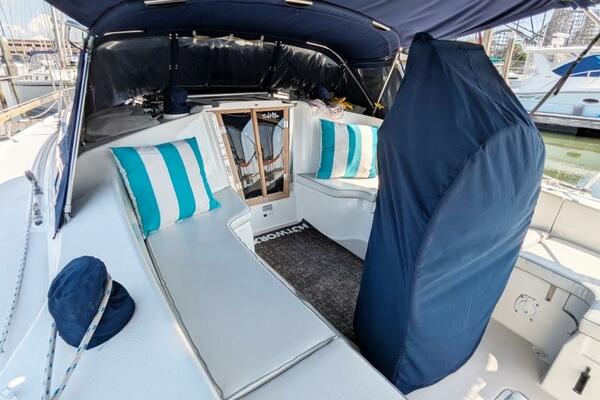 Elusive  35ft Catalina Yacht For Sale