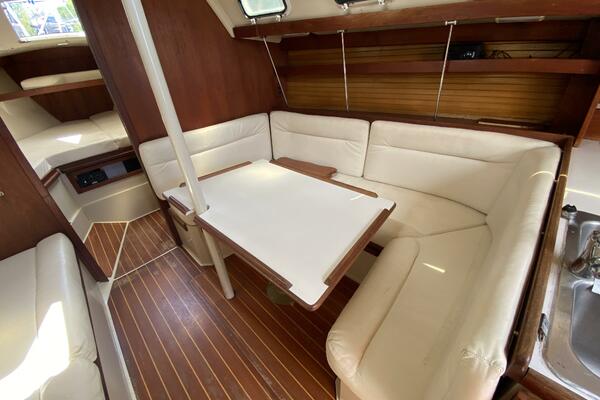 Rhapsody 34ft Catalina Yacht For Sale