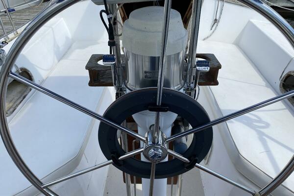 Rhapsody 34ft Catalina Yacht For Sale