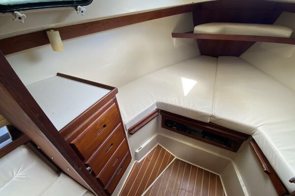 Rhapsody 34ft Catalina Yacht For Sale