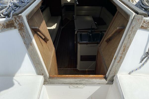 Rhapsody 34ft Catalina Yacht For Sale