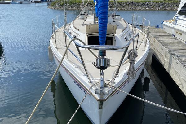 Rhapsody 34ft Catalina Yacht For Sale