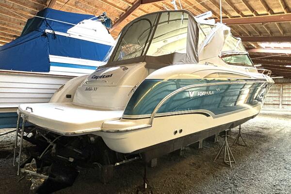 Adventure Capital 40ft Formula Yacht For Sale