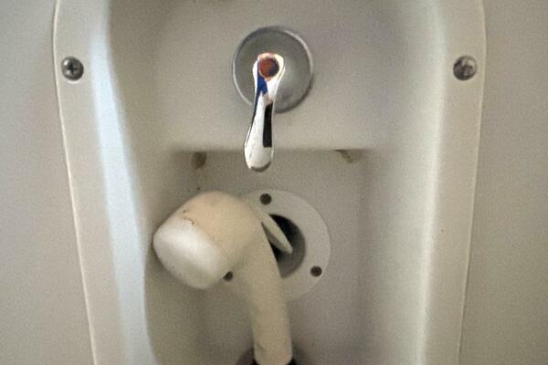 Adventure Capital 40ft Formula Yacht For Sale