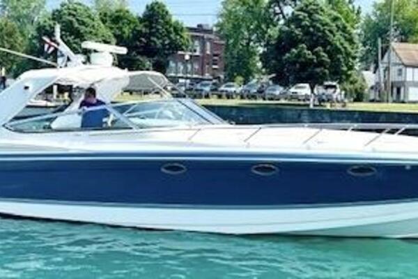 Adventure Capital 40ft Formula Yacht For Sale