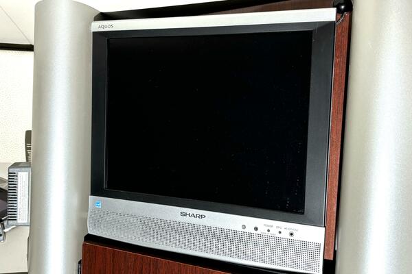 Adventure Capital 40ft Formula Yacht For Sale