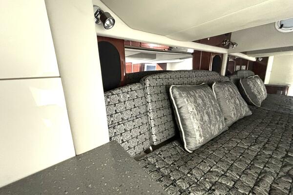 Adventure Capital 40ft Formula Yacht For Sale