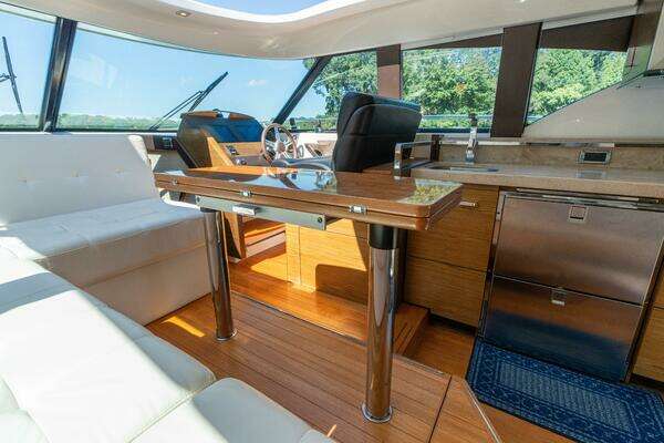 2015 Tiara Yachts 44