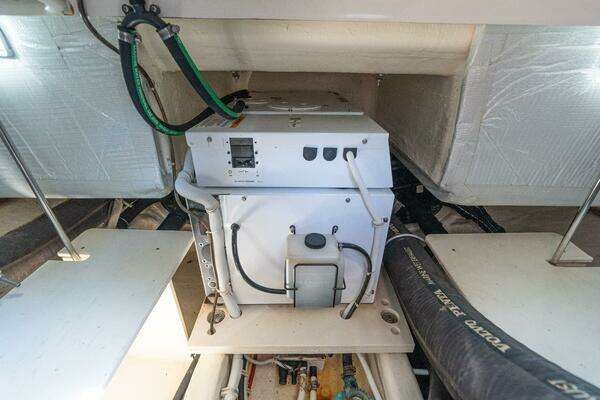 2015 Tiara Yachts 44