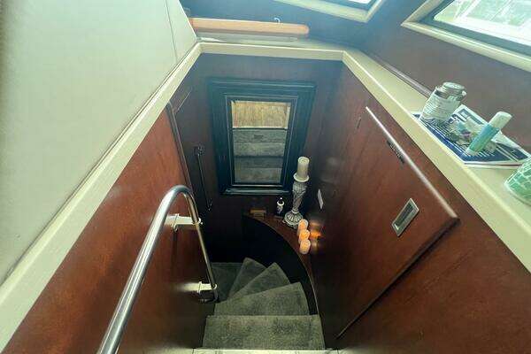Hatteras Motor Yacht Yacht For Sale