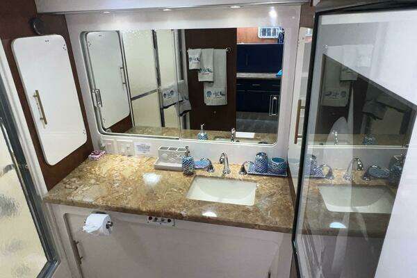 Hatteras Motor Yacht Yacht For Sale