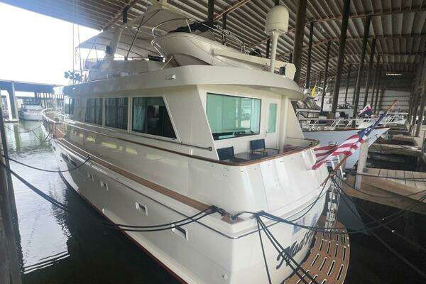 Photo of the 1988 Hatteras Motor Yacht