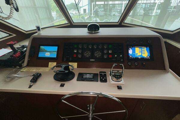 Hatteras Motor Yacht Yacht For Sale