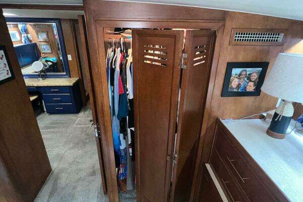 Hatteras Motor Yacht Yacht For Sale