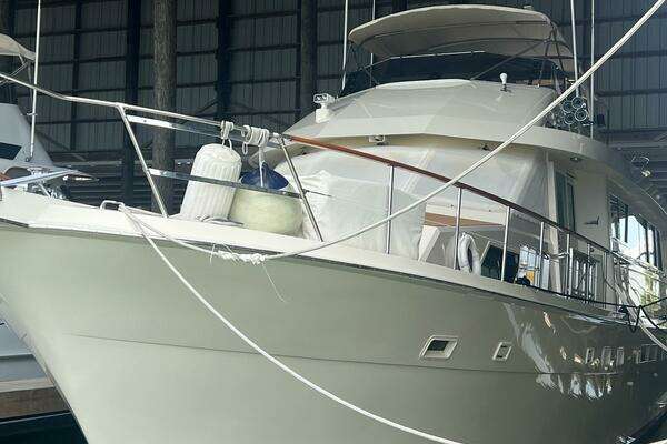 Photo of the 1988 Hatteras Motor Yacht