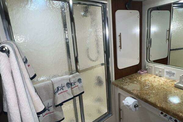 Hatteras Motor Yacht Yacht For Sale