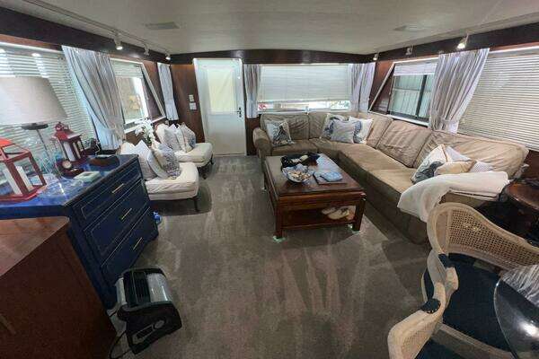 Hatteras Motor Yacht Yacht For Sale