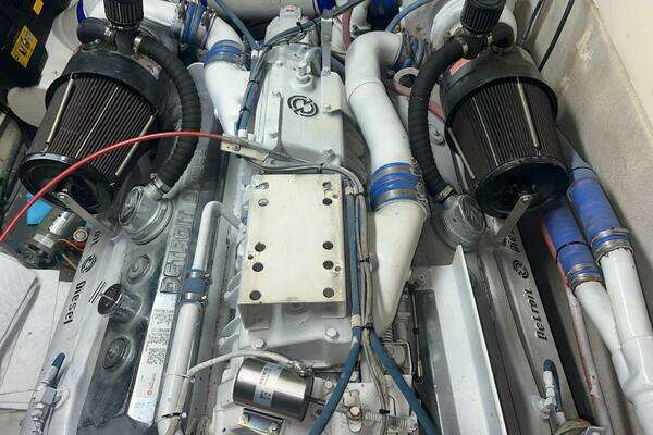 Hatteras Motor Yacht Yacht For Sale