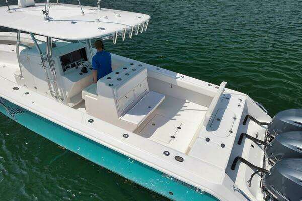 2013 Bahama 37